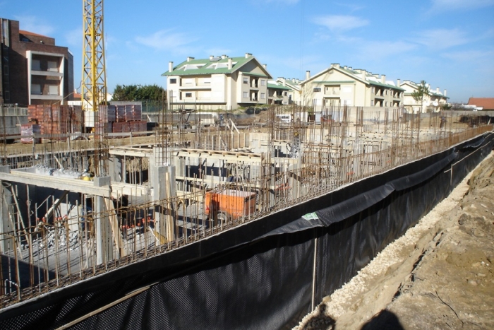 Construção de Moradias em Banda
