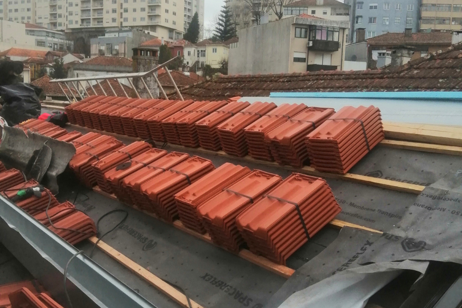 Substituição de cobertura em Prédio